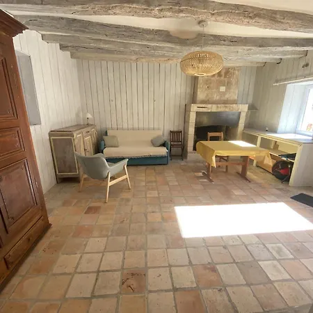 La Mauverniere, 2 Gites Independants, 1 Grande Piscine Exterieure, Jardin Arbore Descartes Room photo
