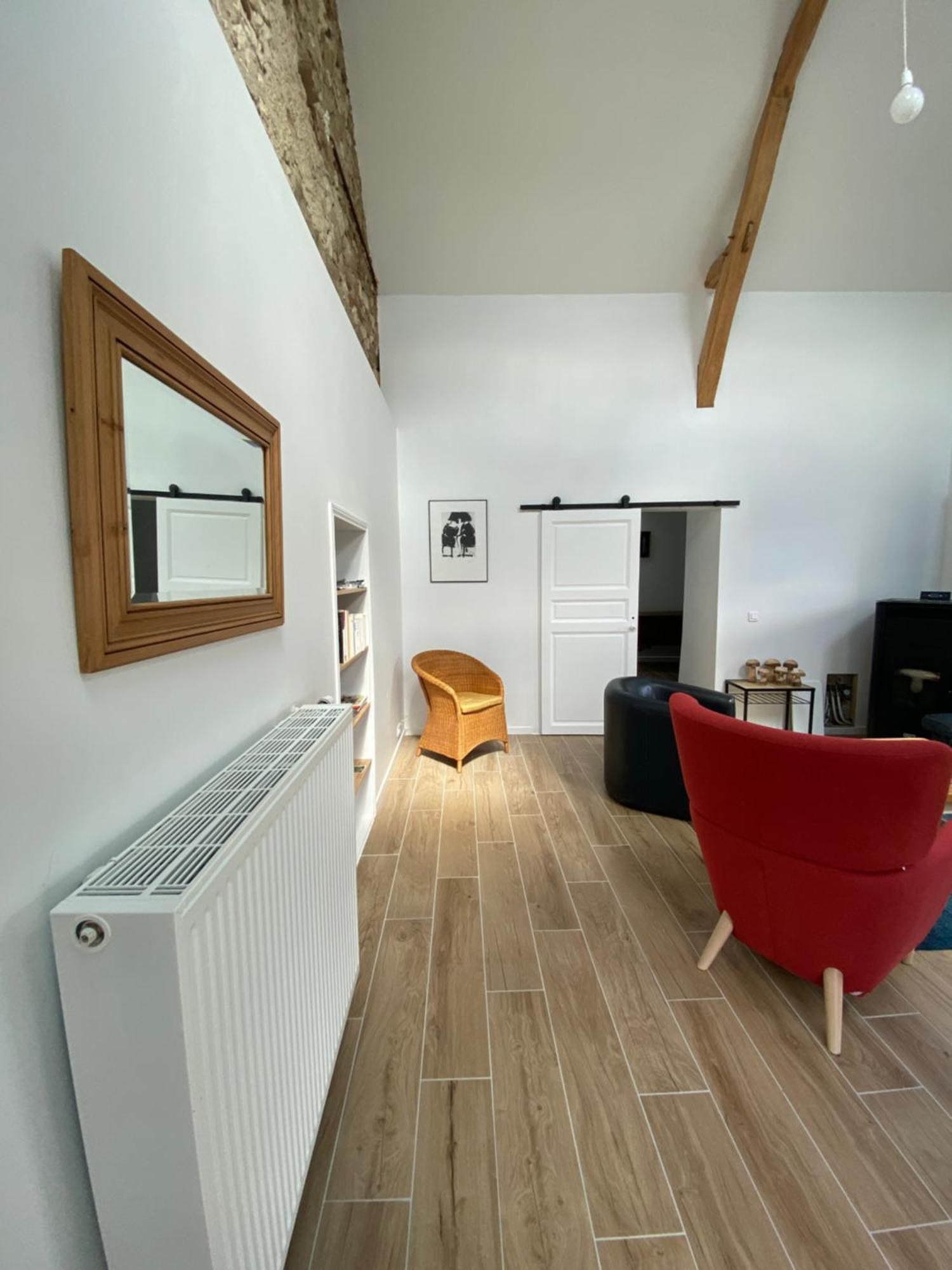 Holiday home La Mauverniere, 2 Independants, 1 Grande Piscine Exterieure, Jardin Arbore *