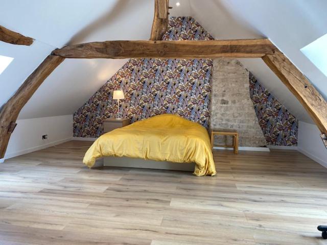 La Mauverniere, 2 Independants, 1 Grande Piscine Exterieure, Jardin Arbore Holiday home *